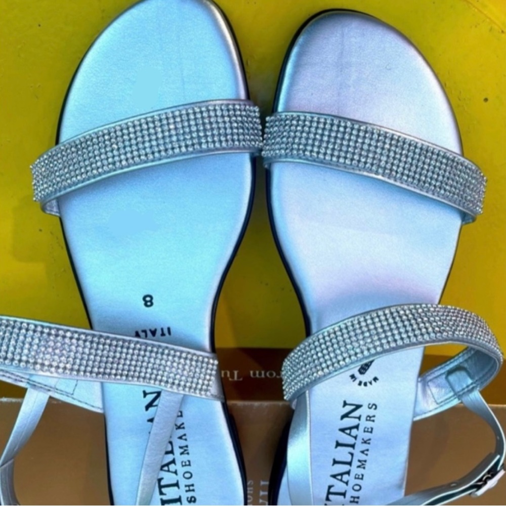 Italian Shoemakers Cleo Sandals -Silver MADE IN ITALY 🇮🇹 New!